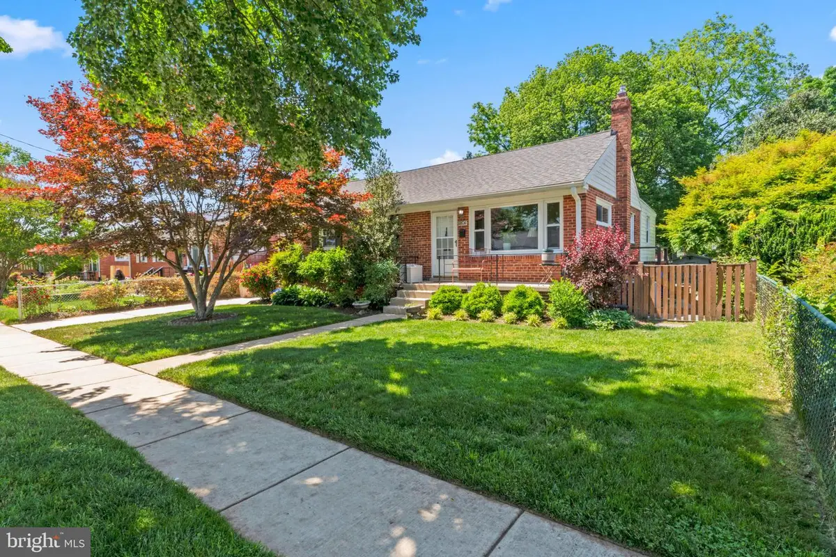 12620 Grace Max St, Rockville, MD 20853 - #1