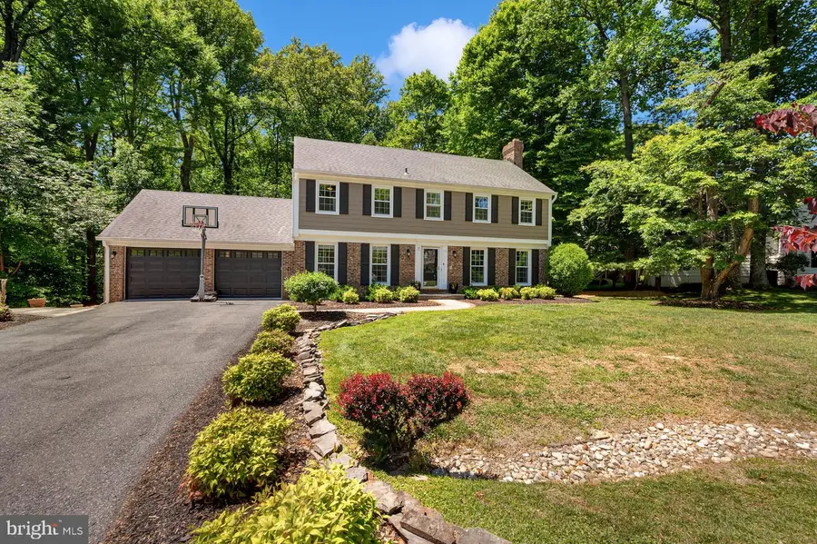 8508 Scarboro Ct, Potomac, MD 20854 - #2