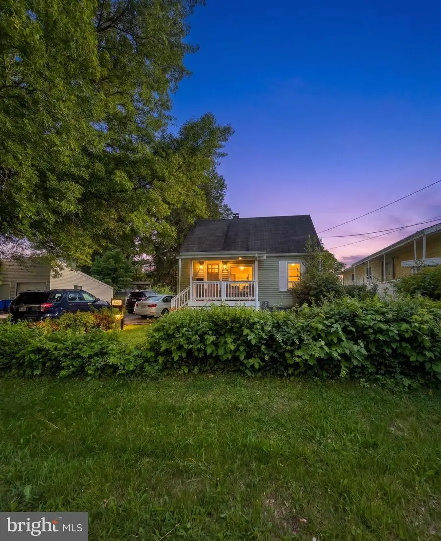 8906 Pennsylvania Ave, Silver Spring, MD 20910 - #2