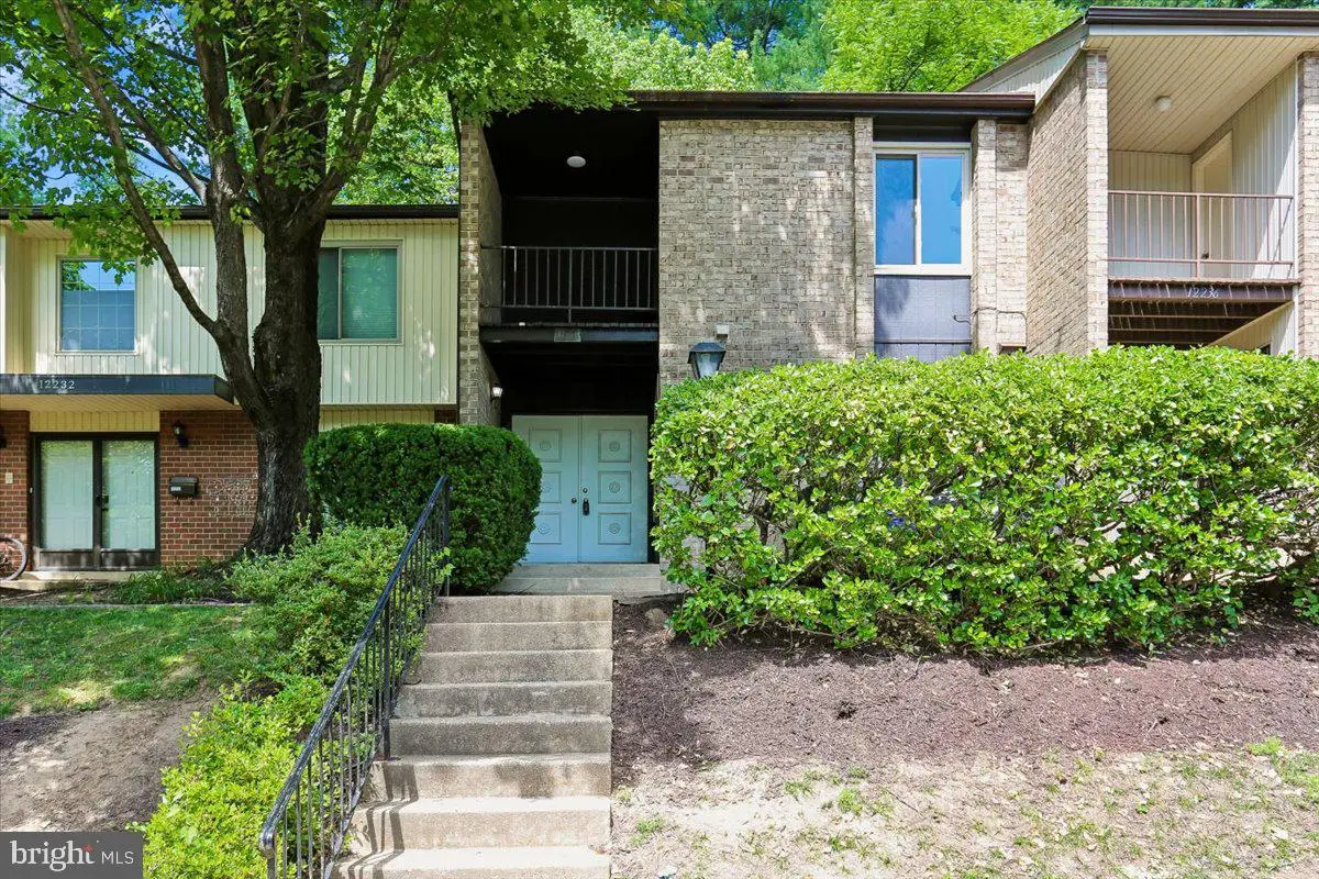12234 Greenleaf Ave, Potomac, MD 20854 - #1