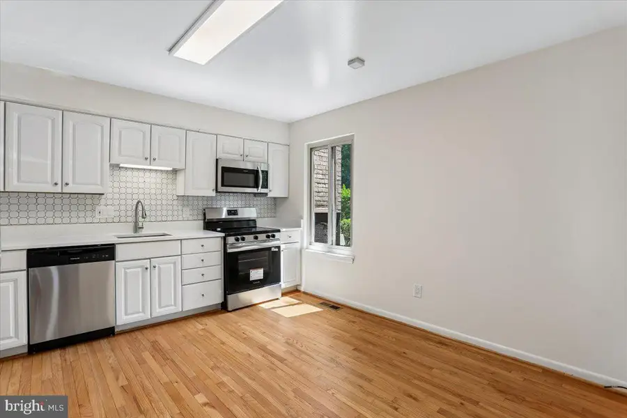 12234 Greenleaf Ave, Potomac, MD 20854 - #3