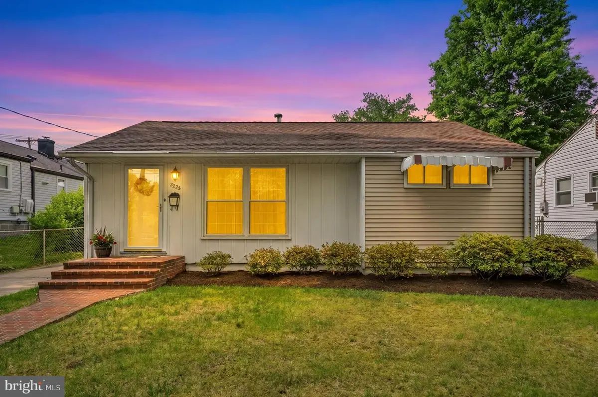 3223 Edgewood Rd, Kensington, MD 20895 - #1