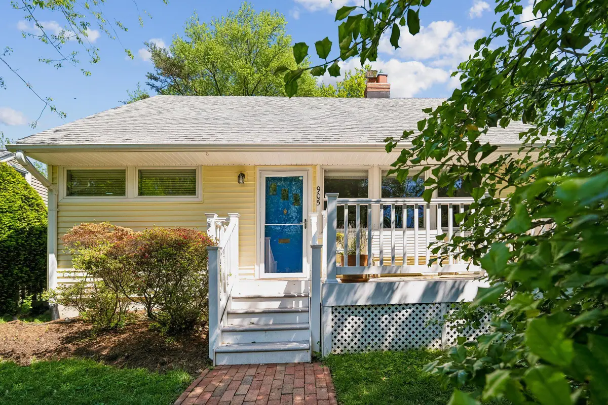 905 Robin Rd, Silver Spring, MD 20901 - #1