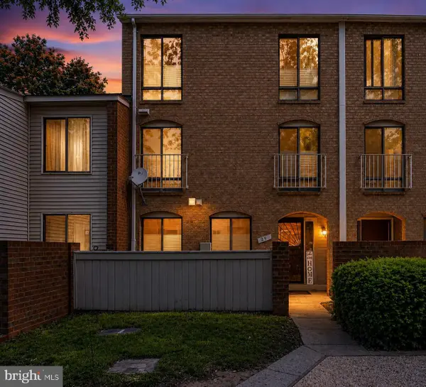 29 Brassie Ct, MONTGOMERY VILLAGE, MD 20886