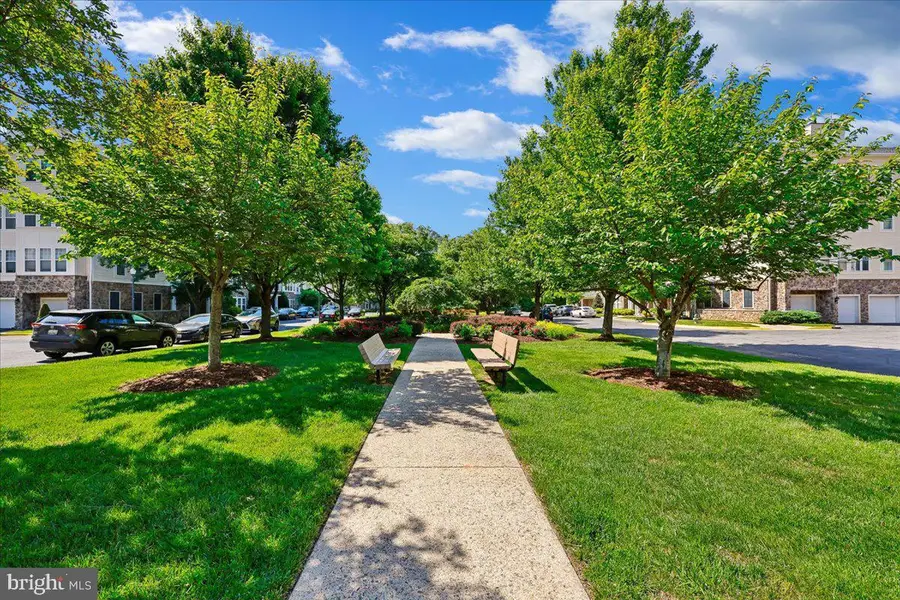 310 High Gables Dr #307, Gaithersburg, MD 20878 - #3