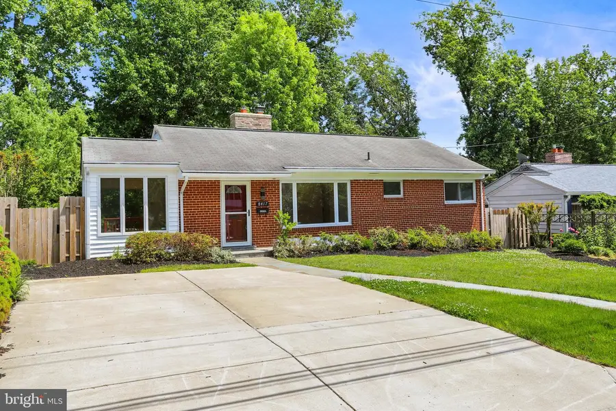 8417 Farrell Dr, Chevy Chase, MD 20815 - #2