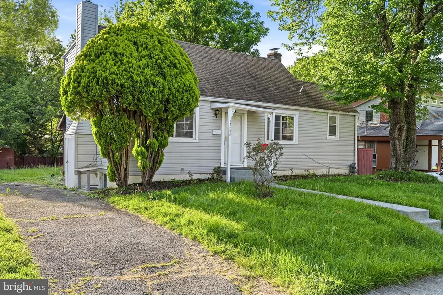 13209 Ardennes Ave, Rockville, MD 20851 - #3