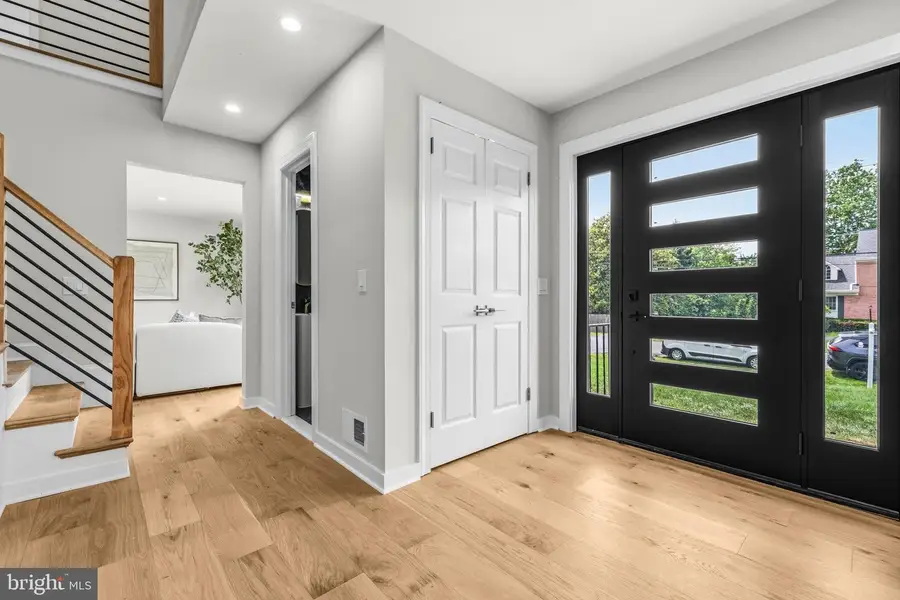 11109 Luxmanor Rd, North Bethesda, MD 20852 - #2