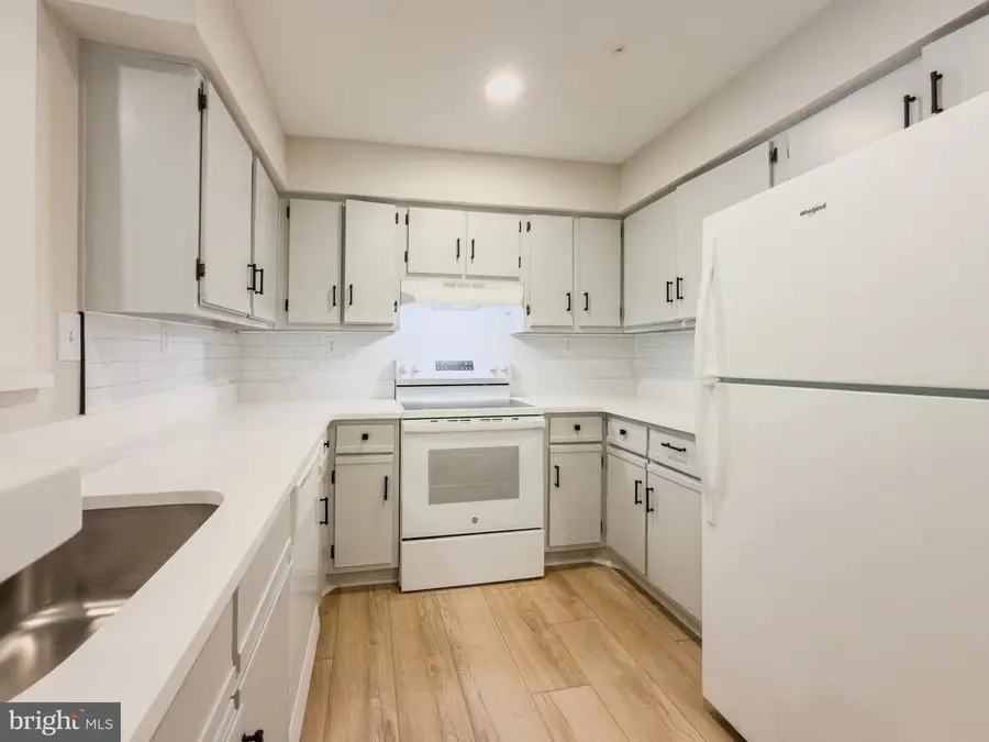 18520 Boysenberry Dr #166, Gaithersburg, MD 20879 - #2