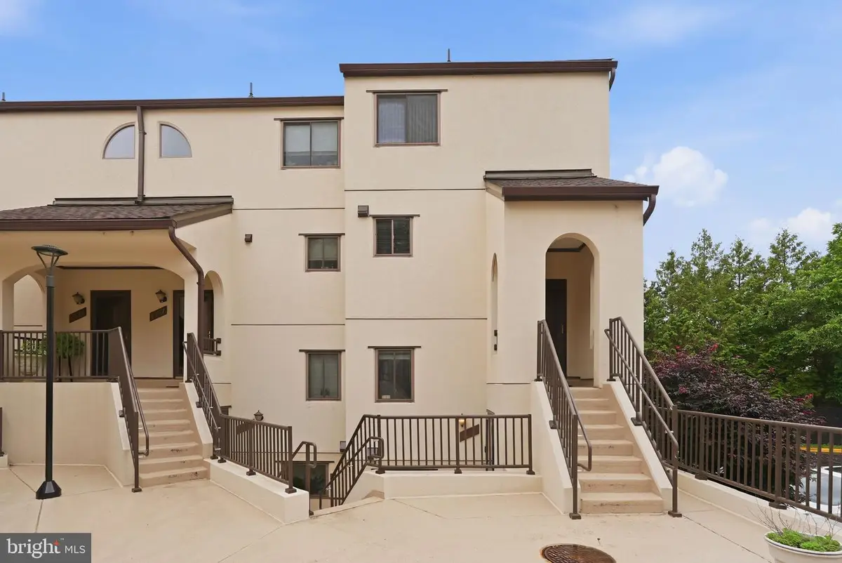 8901 Battery Pl #34, Bethesda, MD 20814 - #1
