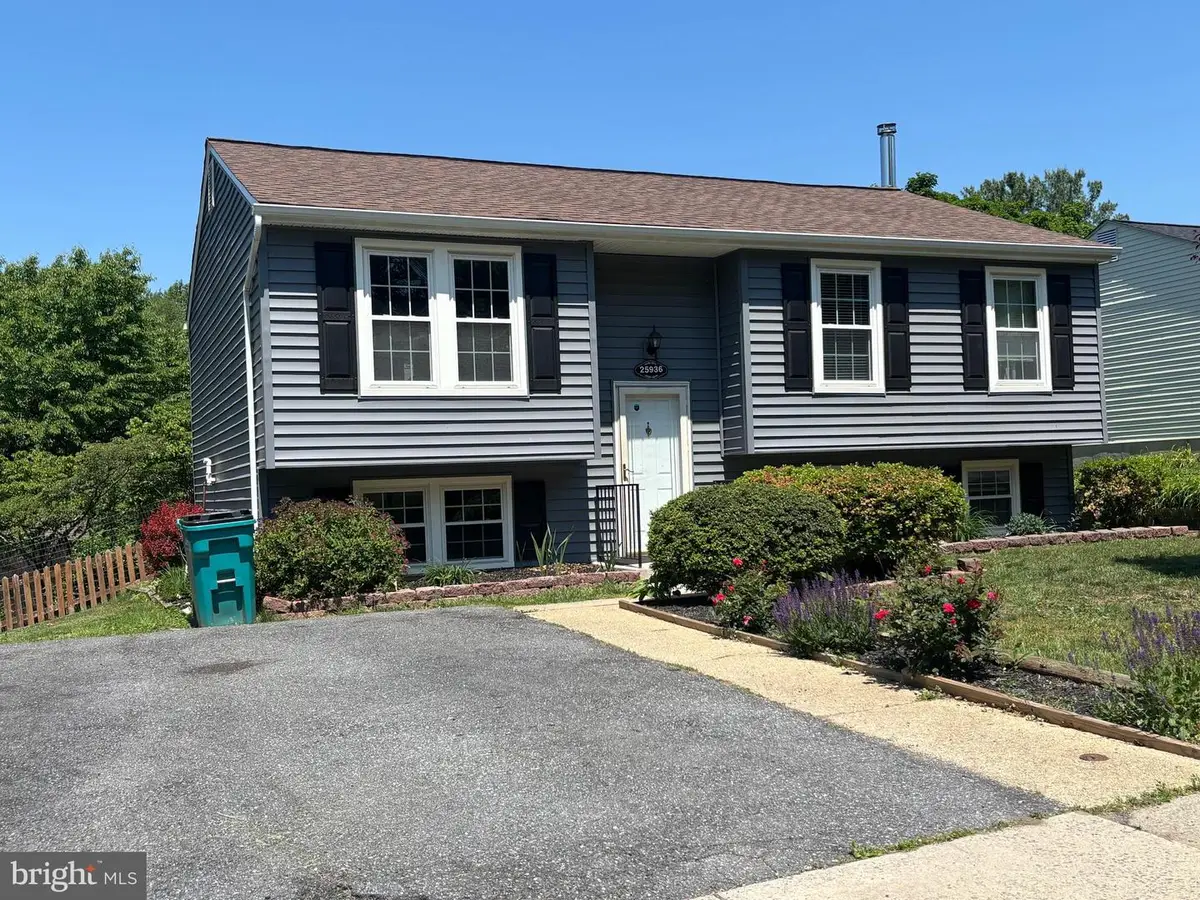 25936 Largo Ct, Damascus, MD 20872 - #1
