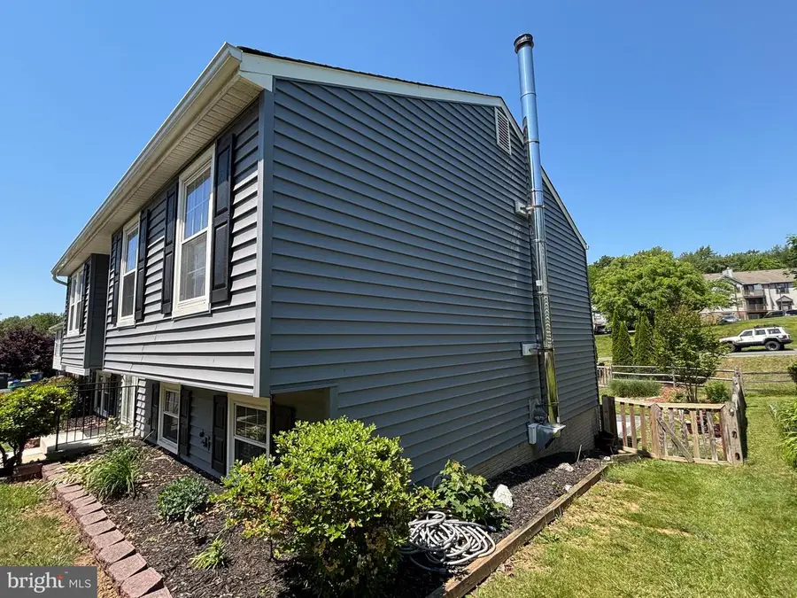 25936 Largo Ct, Damascus, MD 20872 - #3