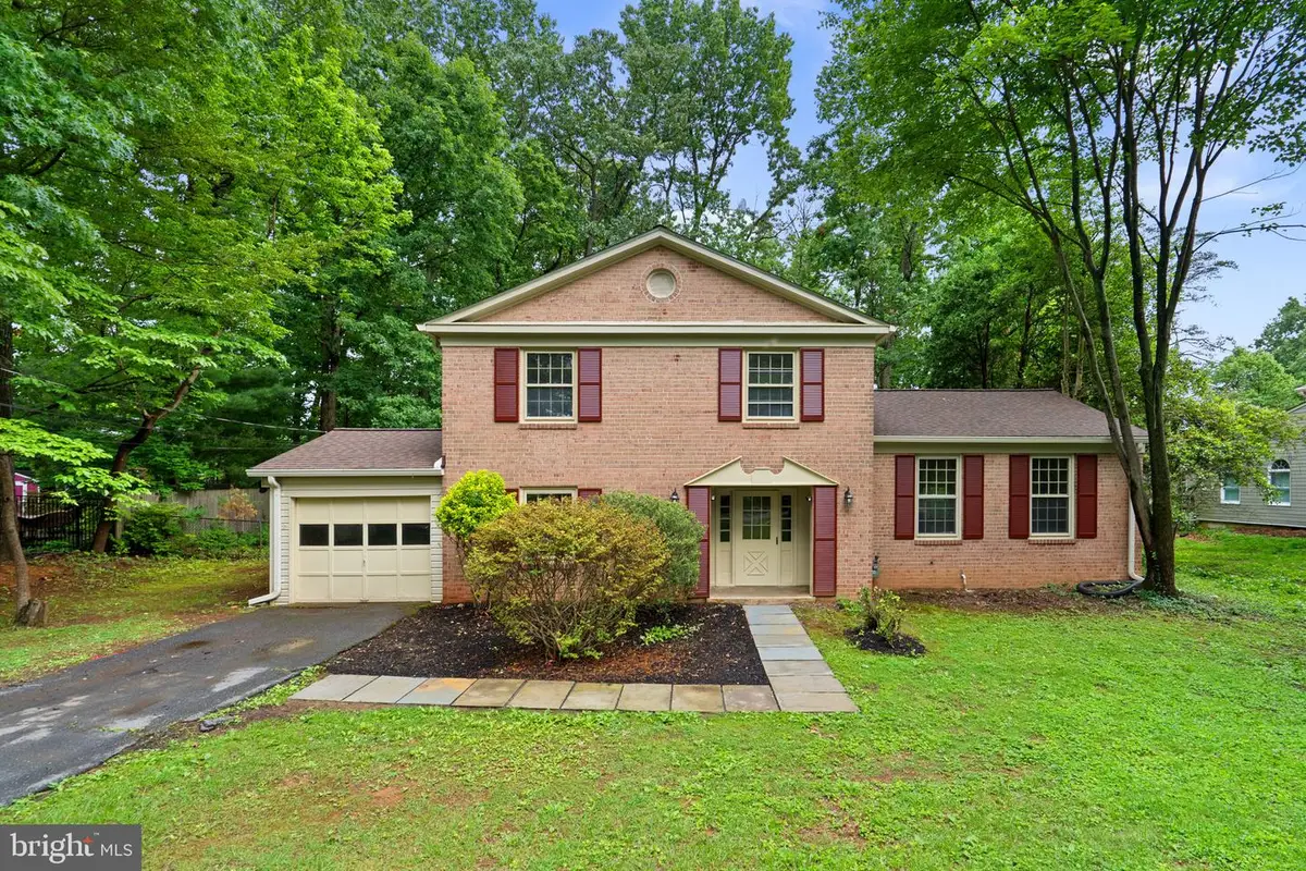 1585 Kimblewick Rd, Potomac, MD 20854 - #1