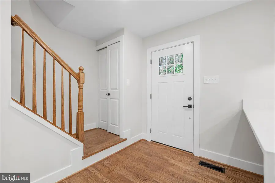 13000 Country Ridge Dr, Germantown, MD 20874 - #2