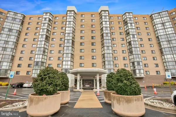 3330 N Leisure World Blvd #5-102, SILVER SPRING, MD 20906
