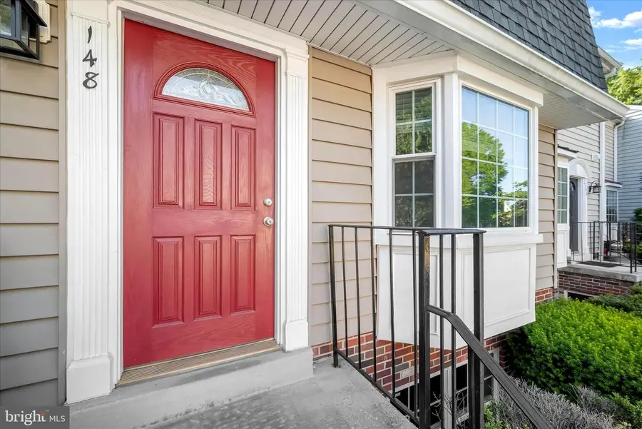 148 Barnsfield Ct #204, Gaithersburg, MD 20878 - #2