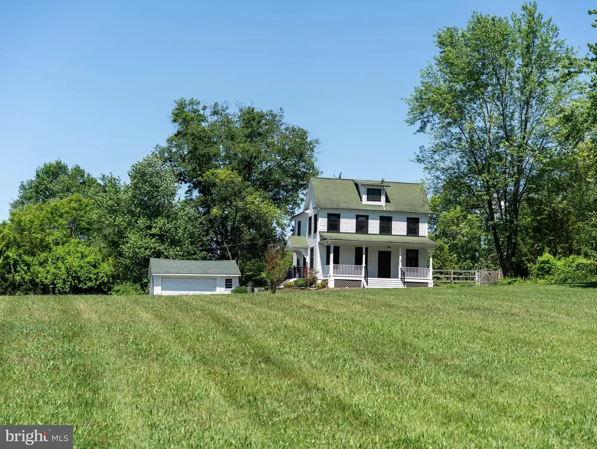 22310 Dickerson Rd, Dickerson, MD 20842 - #1