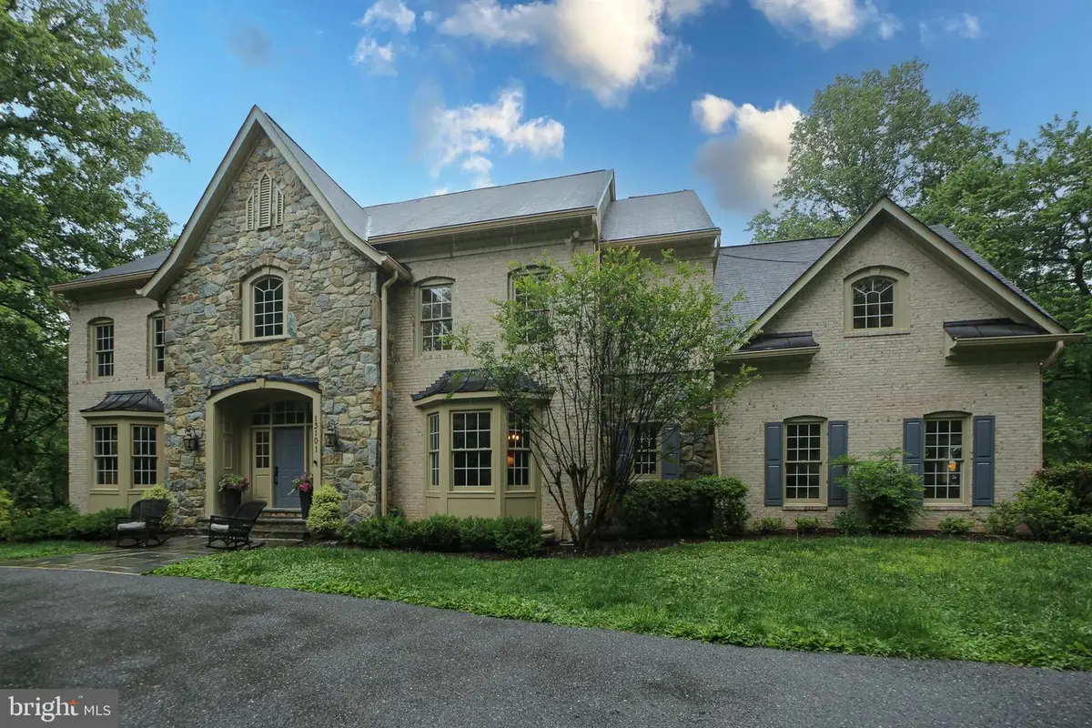 13101 Ridge Dr, Rockville, MD 20850 - #1