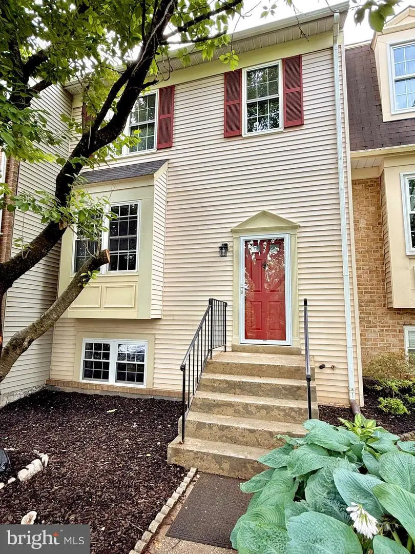 405 Amberfield Ln, Gaithersburg, MD 20878 - #1