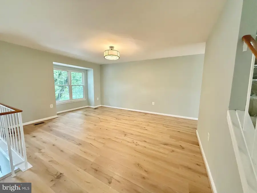 405 Amberfield Ln, Gaithersburg, MD 20878 - #2