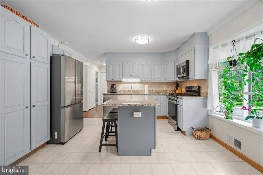 807 Brice Rd, Rockville, MD 20852 - #3
