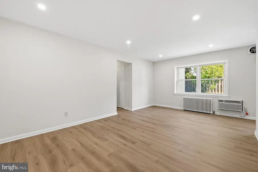 4803 Wellington Dr #102, Chevy Chase, MD 20815 - #2