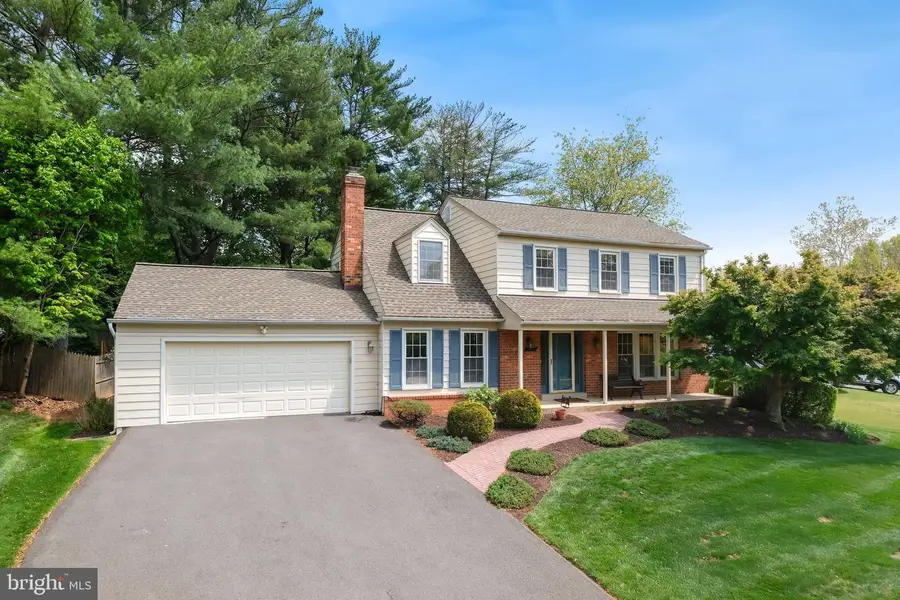 1429 Longhill Dr, Potomac, MD 20854 - #2