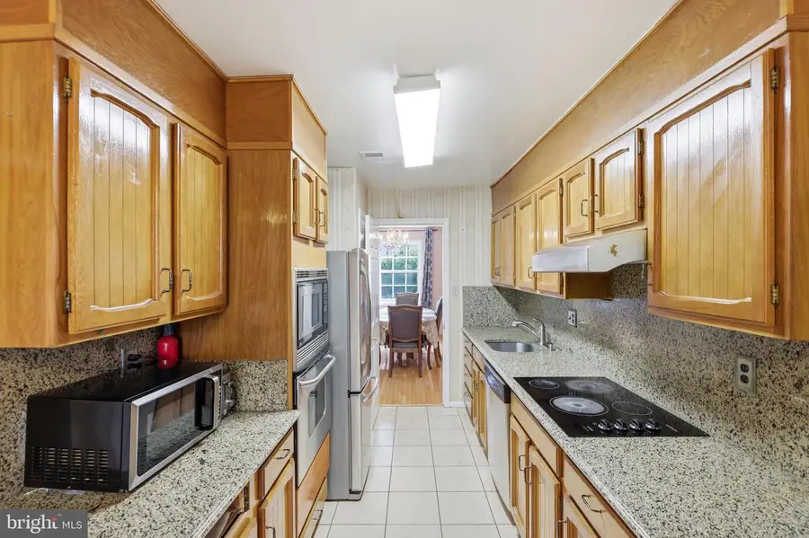 11756 Carriage House Dr #1, Silver Spring, MD 20904 - #3