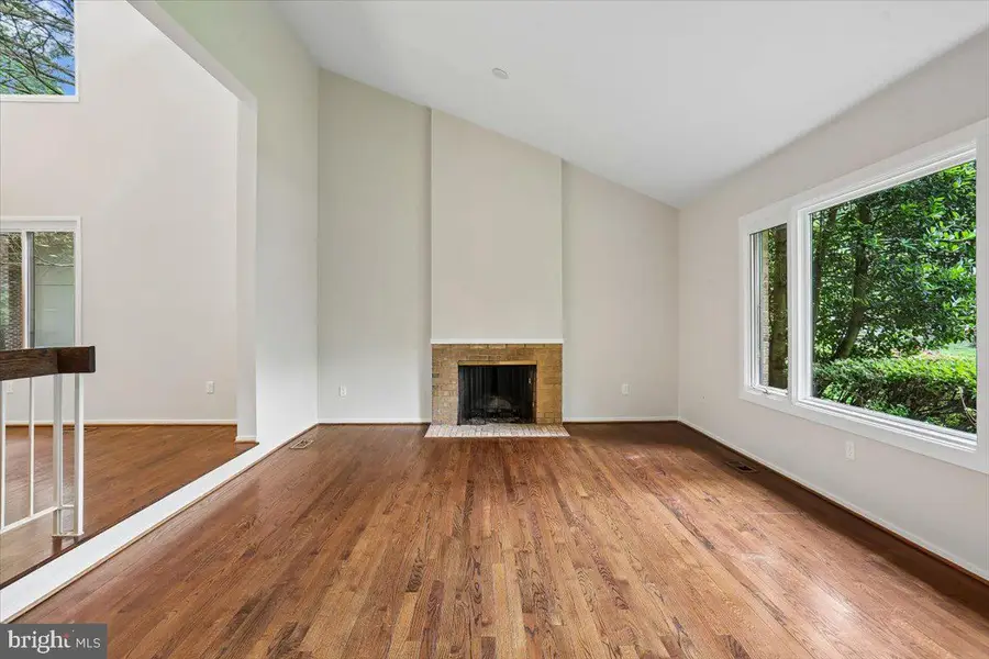 8026 Cypress Grove Ln, Cabin John, MD 20818 - #3