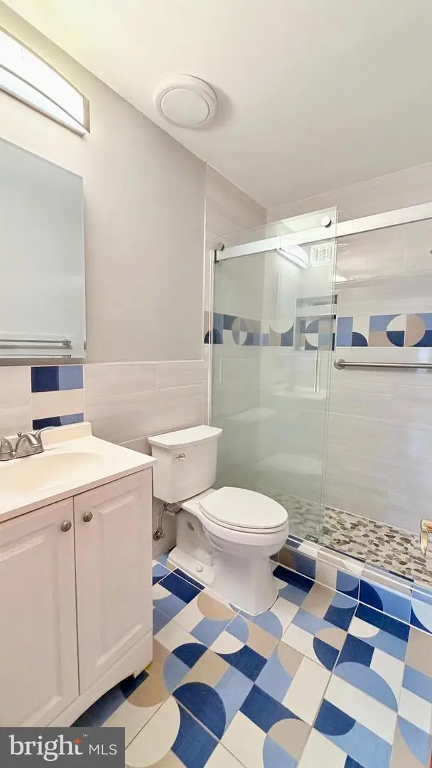 214 Pender Pl, Rockville, MD 20850 - #3