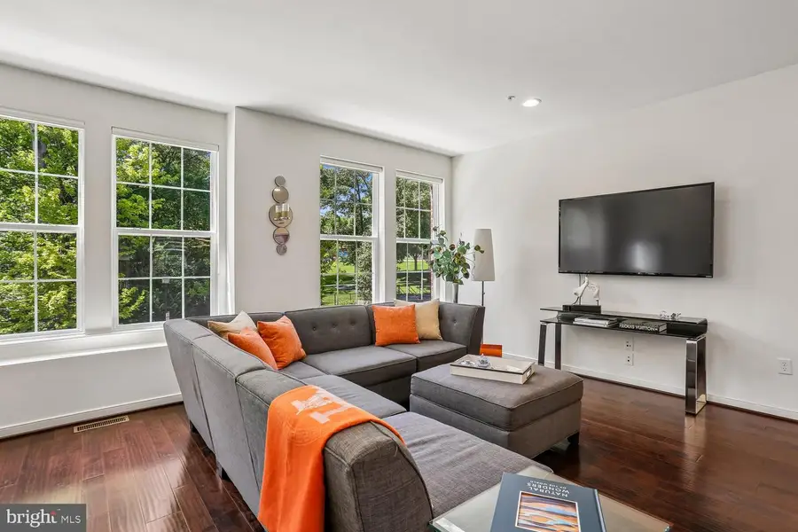 123 Fairbanks Dr, Gaithersburg, MD 20877 - #2