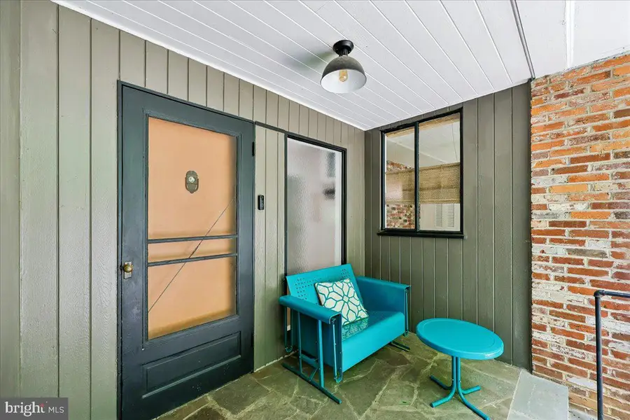 10700 Keswick St, Garrett Park, MD 20896 - #3