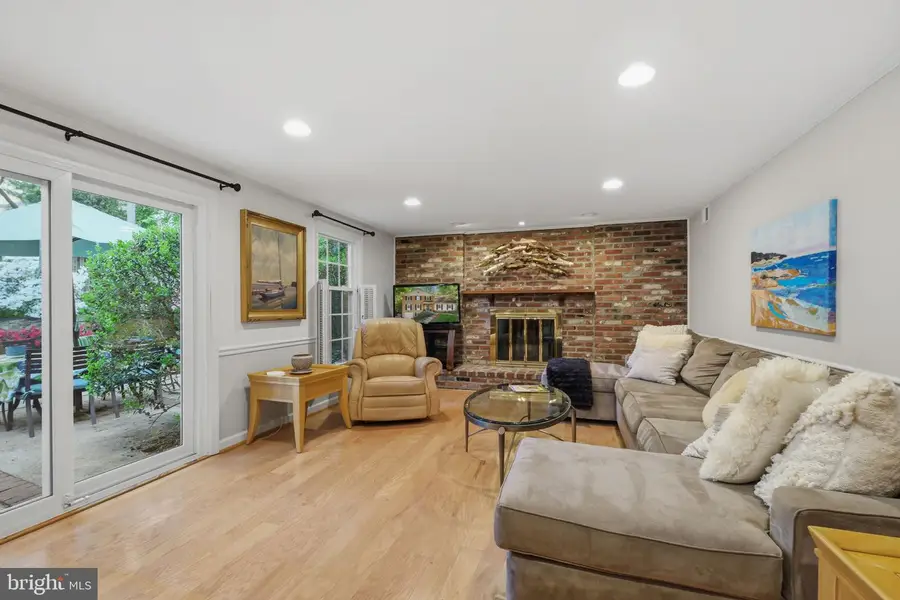7006 Old Cabin Ln, Rockville, MD 20852 - #3