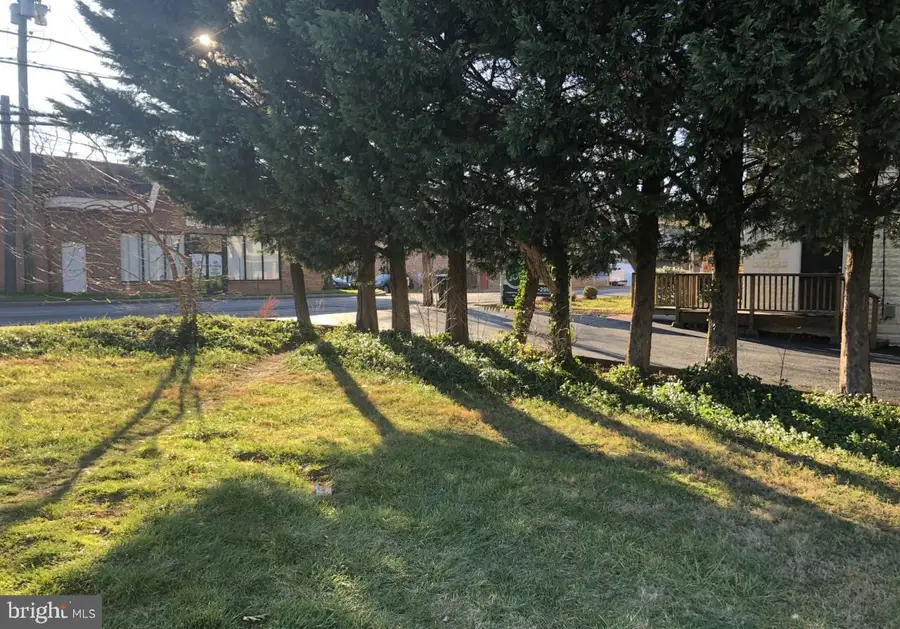 436 & 438 E Diamond Ave, Gaithersburg, MD 20877 - #3