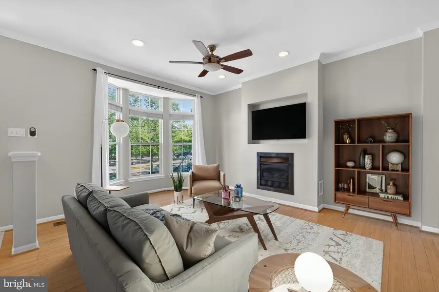 13026 Shamrock Glen Dr, Germantown, MD 20878 - #3