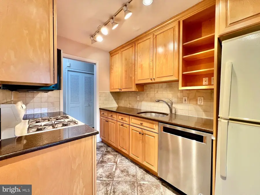 10500 Rockville Pik #401, Rockville, MD 20852 - #2