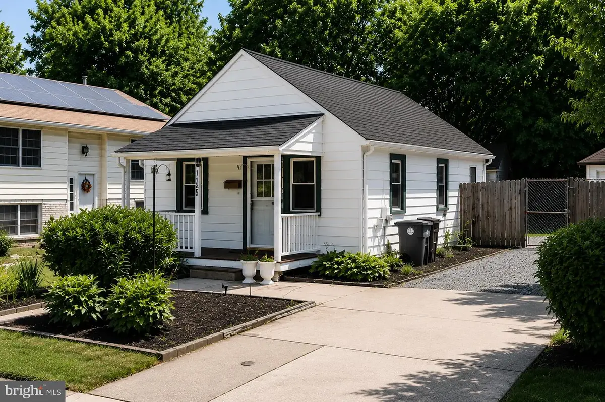 125 Charles St, Rockville, MD 20850 - #1