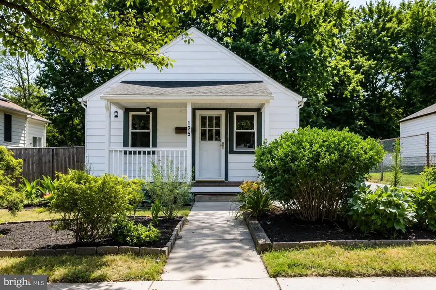 125 Charles St, Rockville, MD 20850 - #2