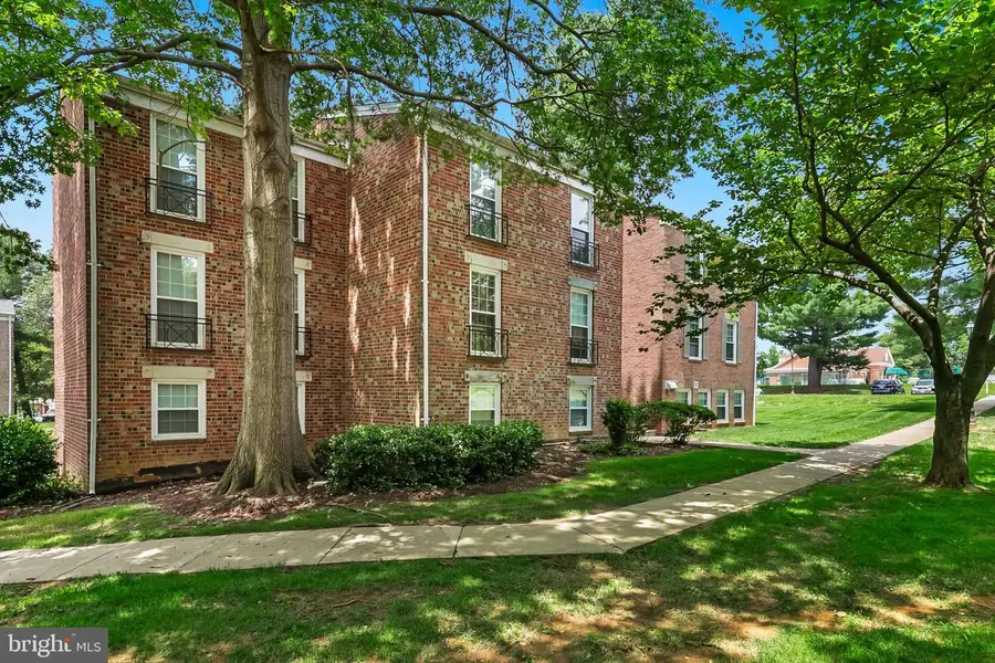 824 Quince Orchard Blvd #201, Gaithersburg, MD 20878 - #2