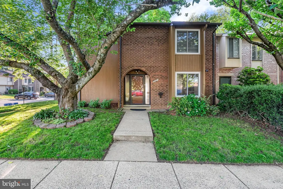 19300 Thomas Farm Rd, Gaithersburg, MD 20886 - #1