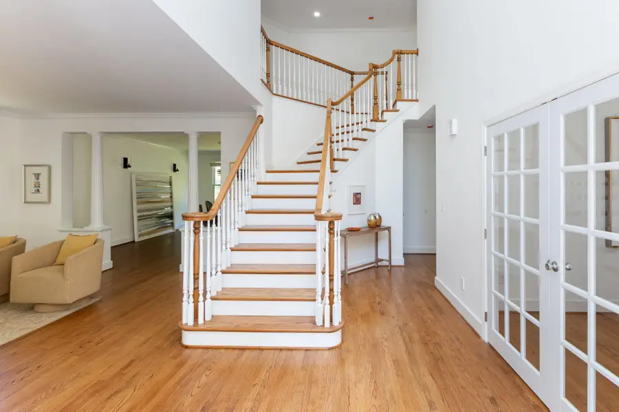 7009 Persimmon Tree Rd, Bethesda, MD 20817 - #3