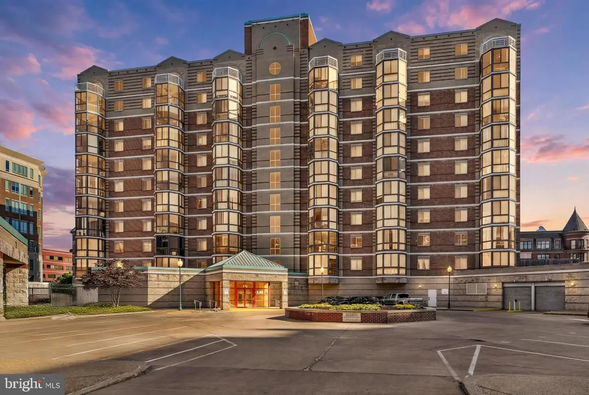 24 Courthouse Sq #807, Rockville, MD 20850 - #1