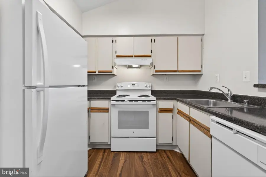 18518 Boysenberry Dr #223, Gaithersburg, MD 20879 - #3