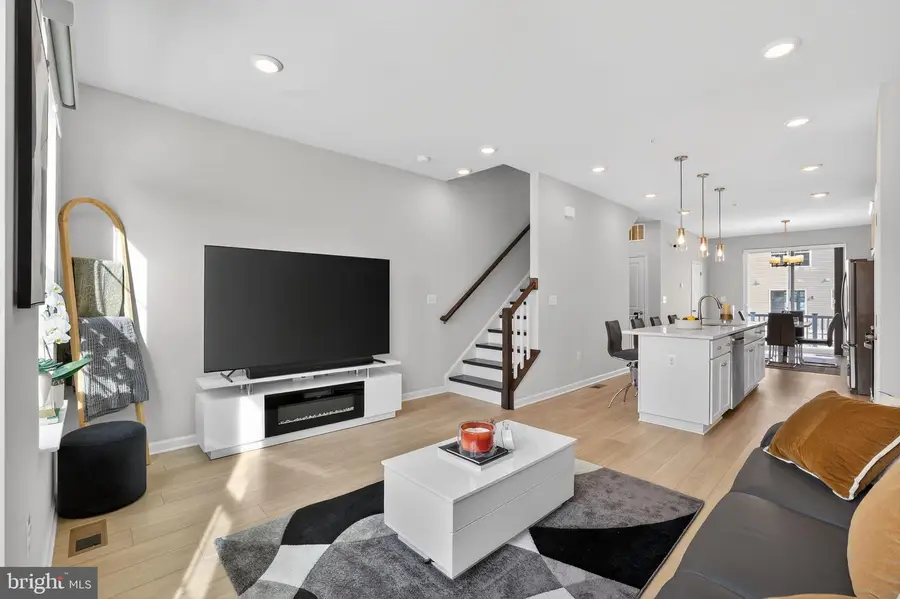 1017 Village Club Aly, Montgomery Village, MD 20886 - #2