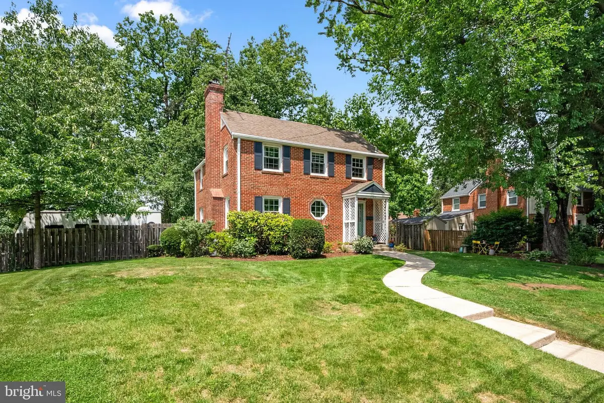 1709 White Oak Dr, Silver Spring, MD 20910 - #1