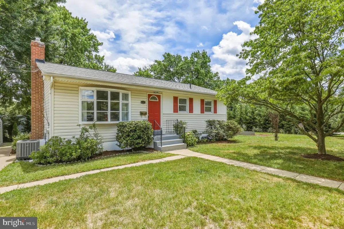 801 Lincoln St, Rockville, MD 20850 - #1