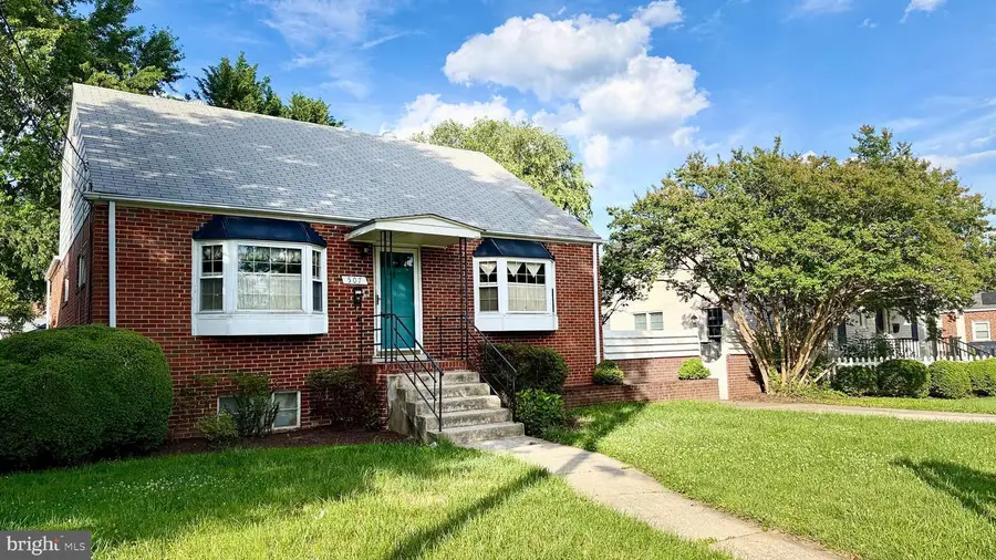 507 Harding Dr, Silver Spring, MD 20901 - #2