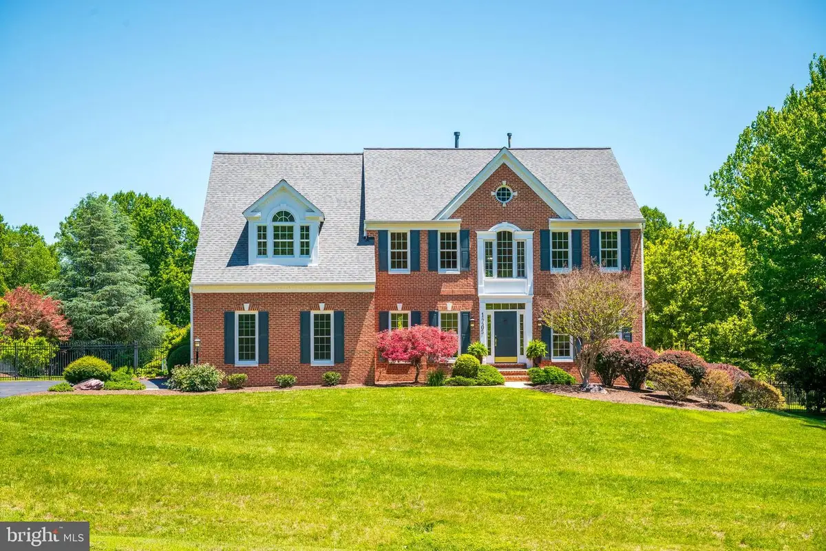 14405 Cervantes Ave, Darnestown, MD 20874 - #1