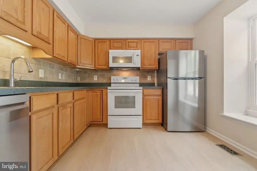 12859 Climbing Ivy Dr, Germantown, MD 20874 - #3