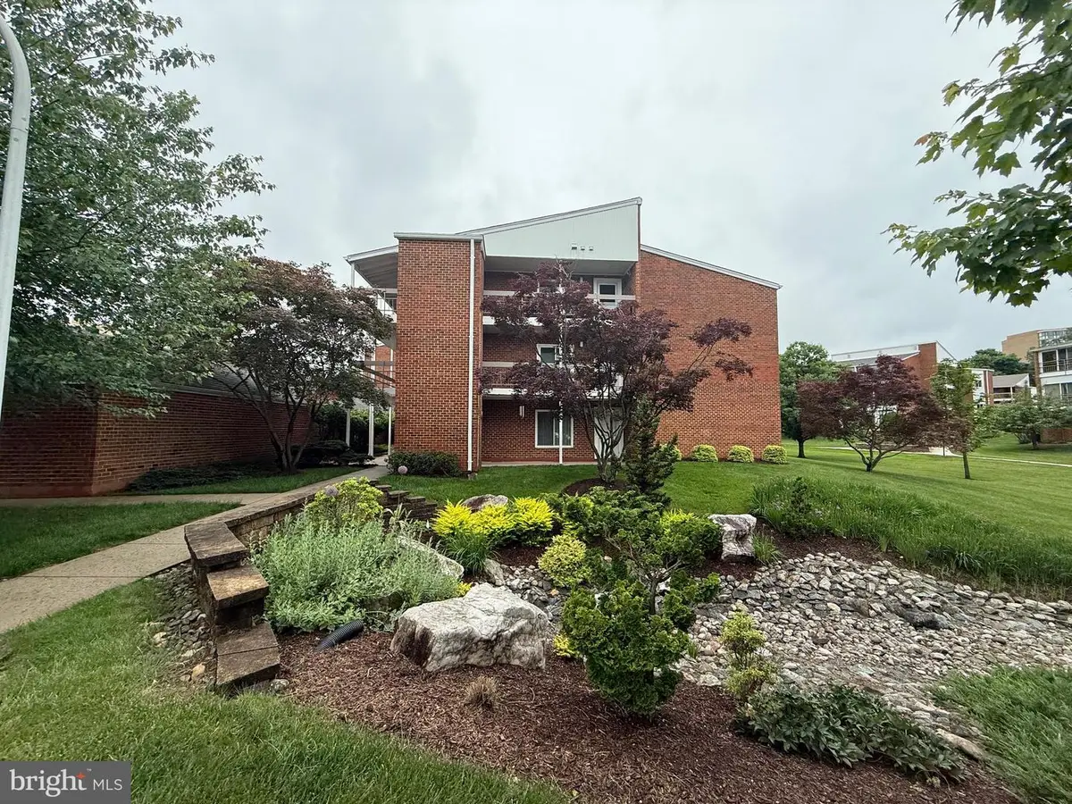 15100 Glade Dr #11, Silver Spring, MD 20906 - #1